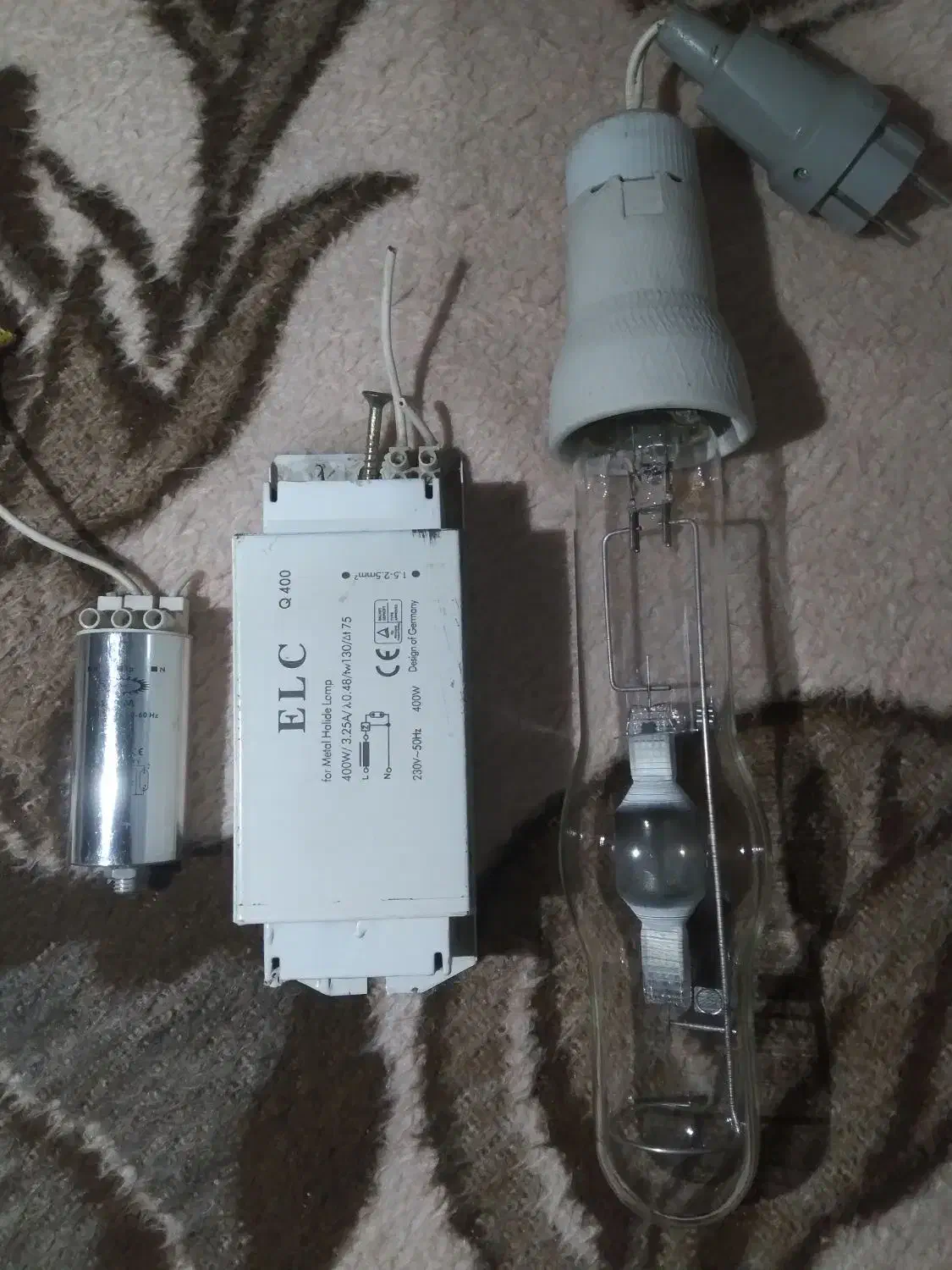 لامپ خیاری ۴۰۰ وات|لامپ و چراغ|قم, شهدا|دیوار