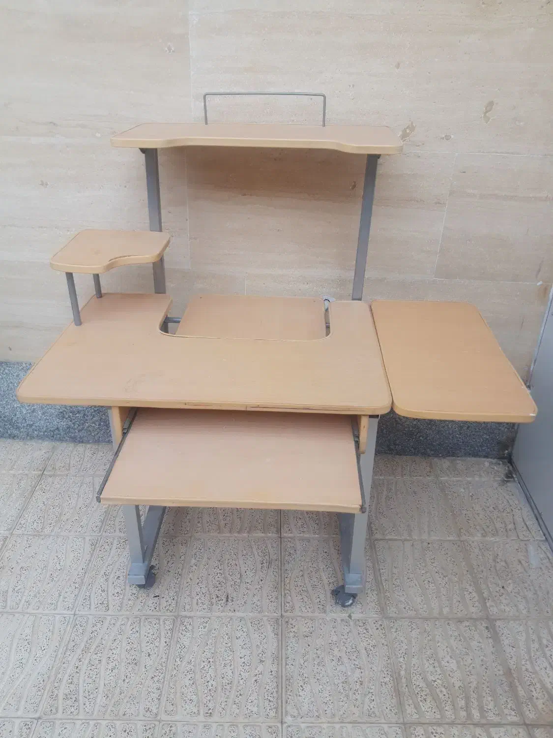 میز کامپیوتر|میز تحریر و کامپیوتر|اسکو, |دیوار