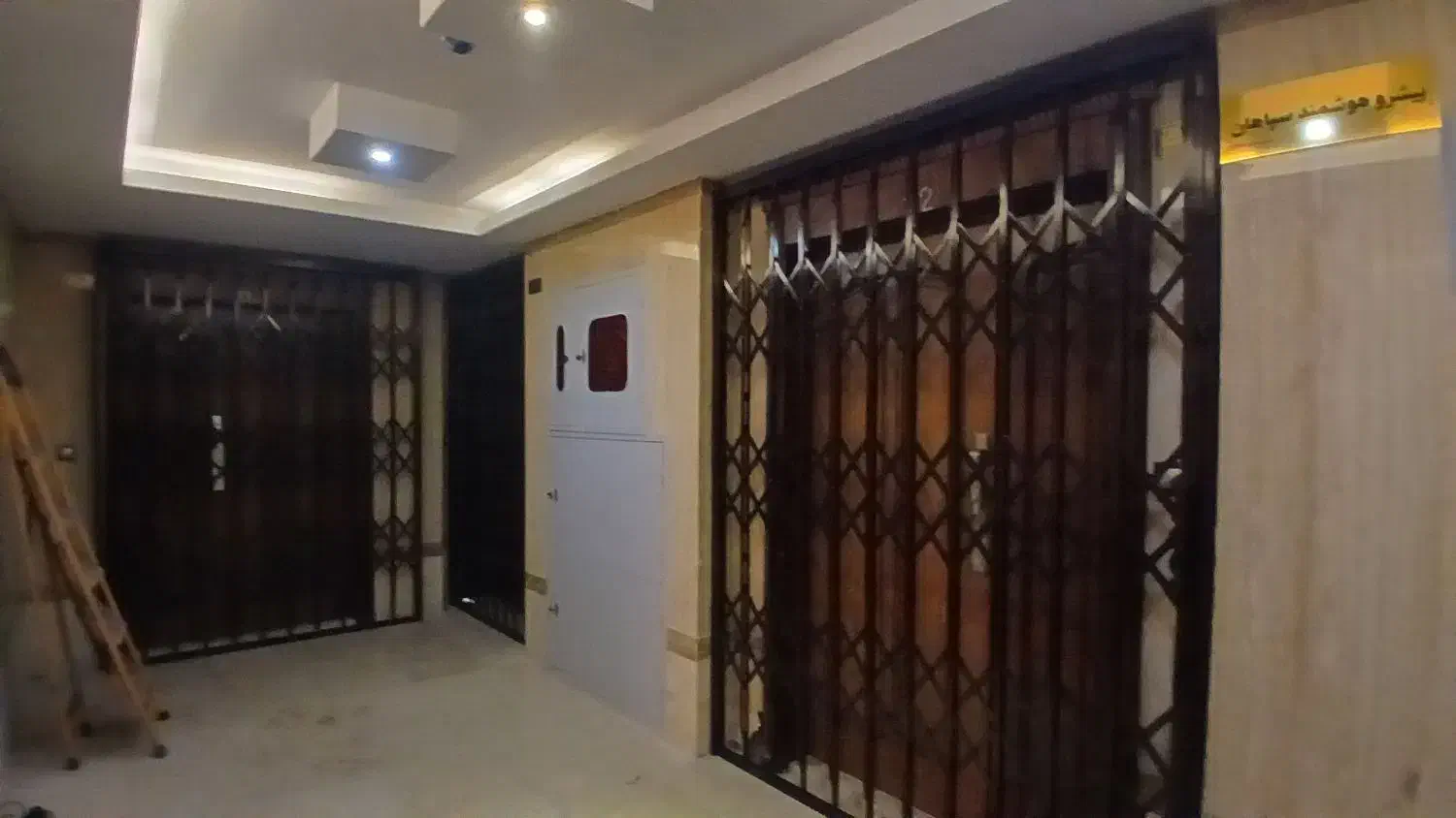 ساخت حفاظ درب ورودی اپارتمان|خدمات پیشه و مهارت|اصفهان, شاهزید|دیوار