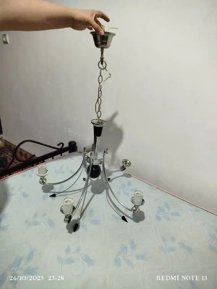 سه عدد لوستر. به فروش میرسد|لوستر و چراغ آویز|خرمآباد, |دیوار