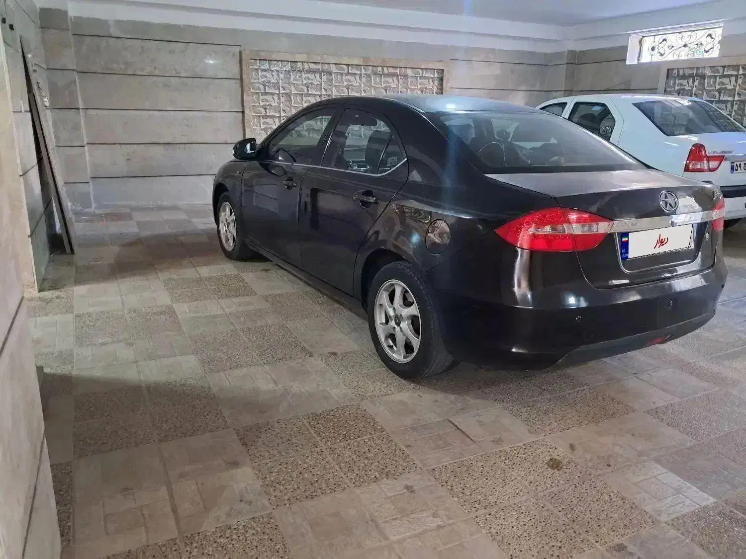 جک j5 دنده ای مدل ۹۵|خودرو سواری و وانت|پرند, فاز ۱|دیوار