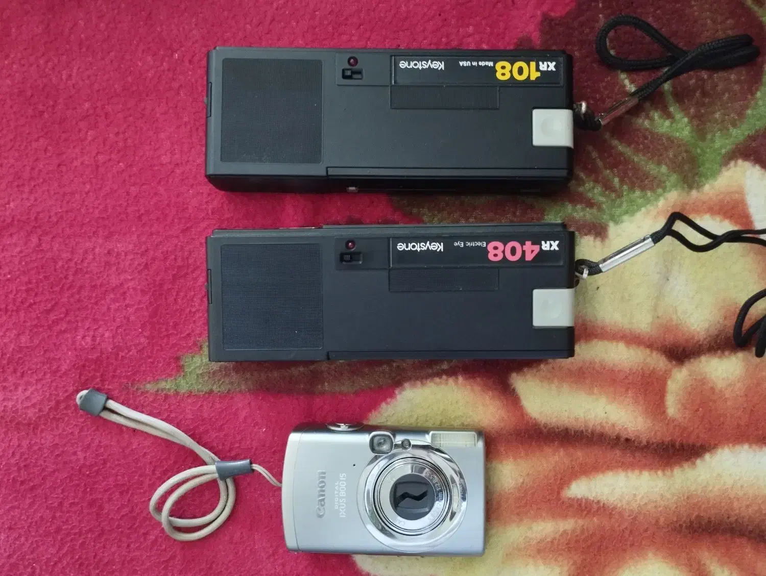 ۳ عدد دوربین کلکسیونی|دوربین عکاسی و فیلم‌برداری|نهاوند, |دیوار