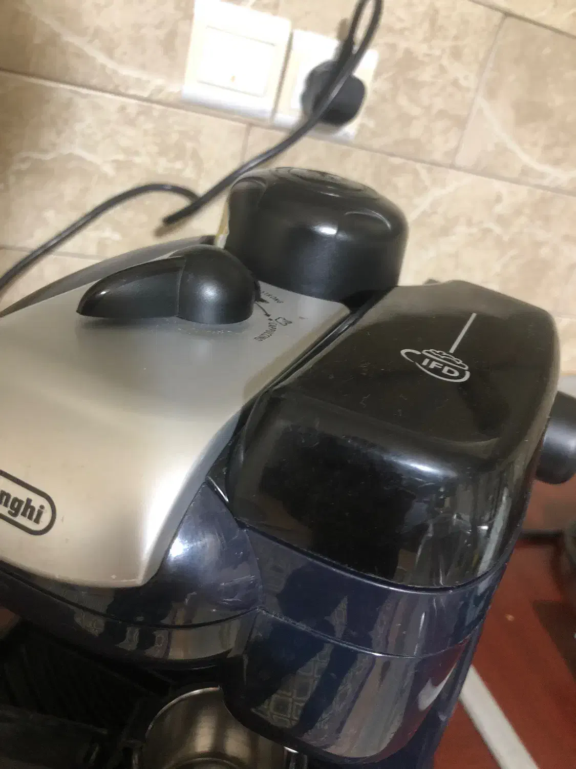 اسپرسو ساز و‌کاپوچینو ساز دلونگی کاملا سالم|سماور، چای‌ساز، قهوه‌ساز|شاهرود, |دیوار