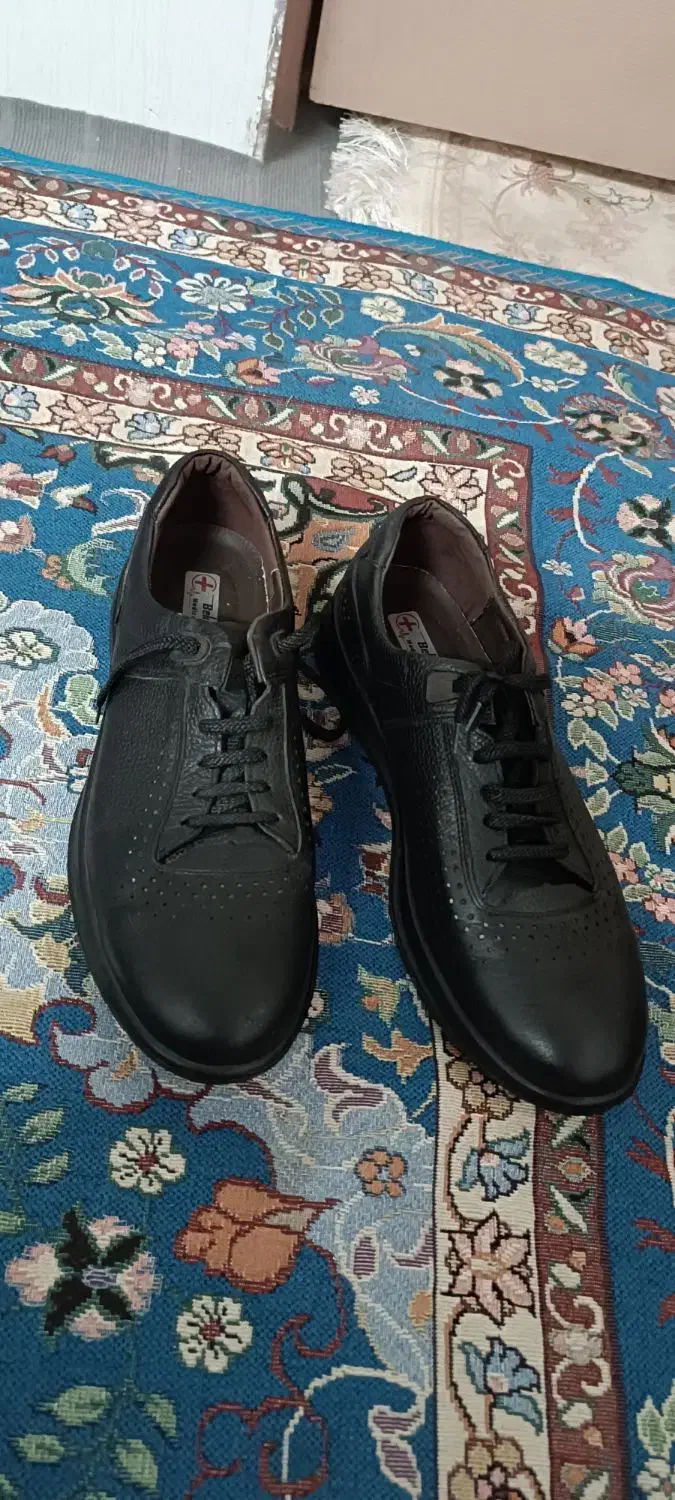 سایز 46خوش فرم و سبک و نو|کیف، کفش، کمربند|زاهدان, |دیوار