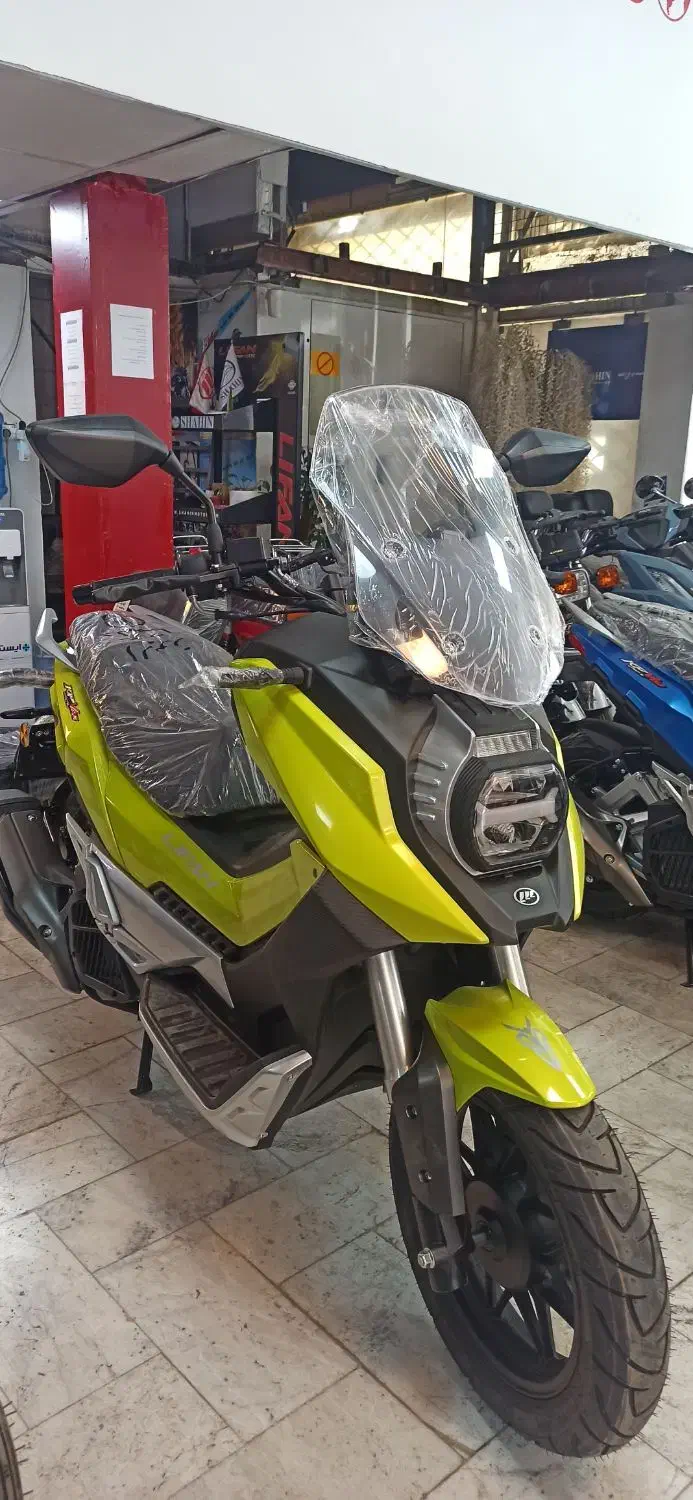 موتورسیکلت اسکوتر اتومات LIFAN KPV ۱۵۰|موتورسیکلت|کرج, اصفهانی‌ها|دیوار