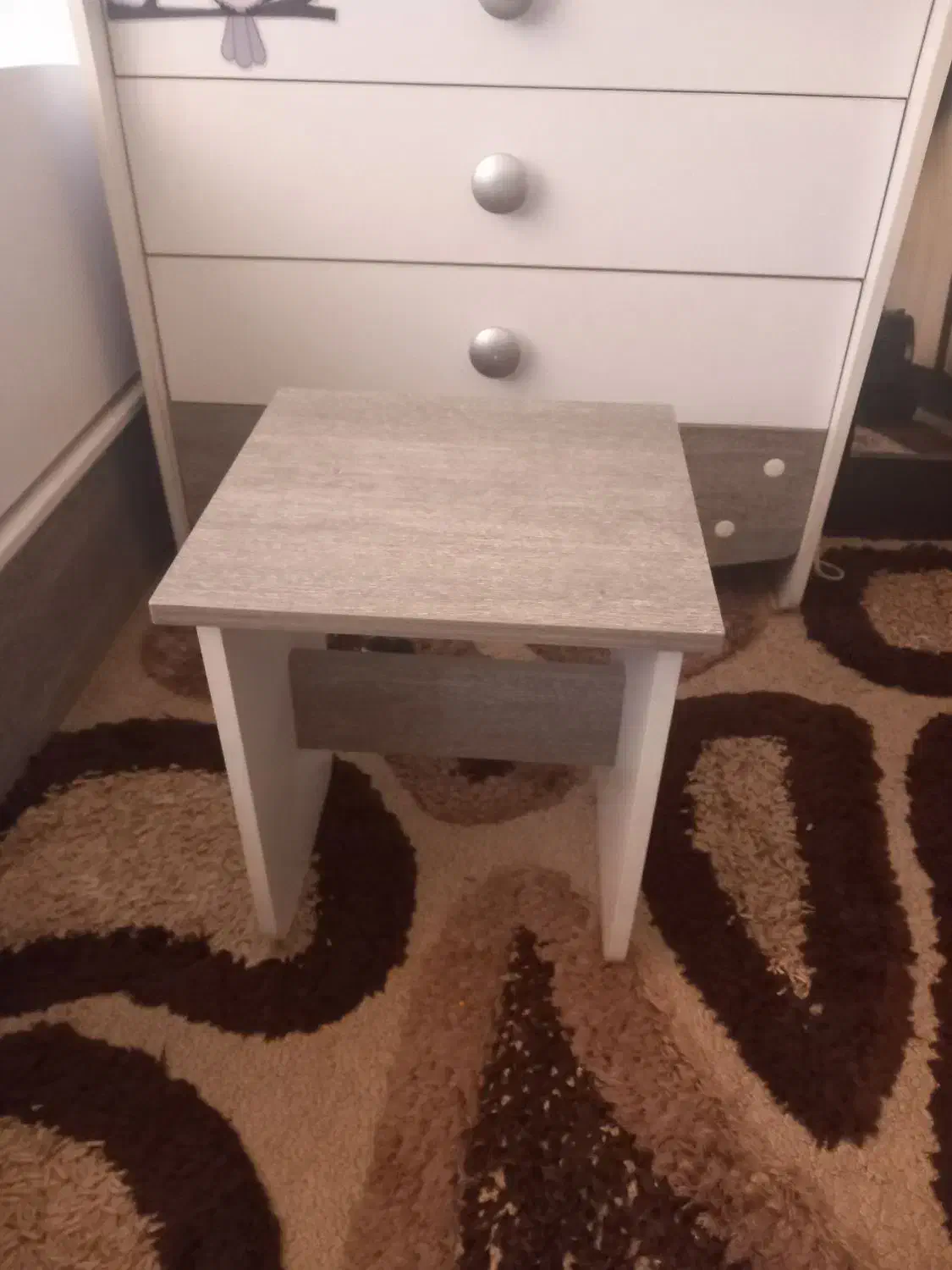 تخت خواب بدون تشک و میز توالت نوجوان و جوان|تخت و سرویس خواب|اصفهان, بهارستان|دیوار