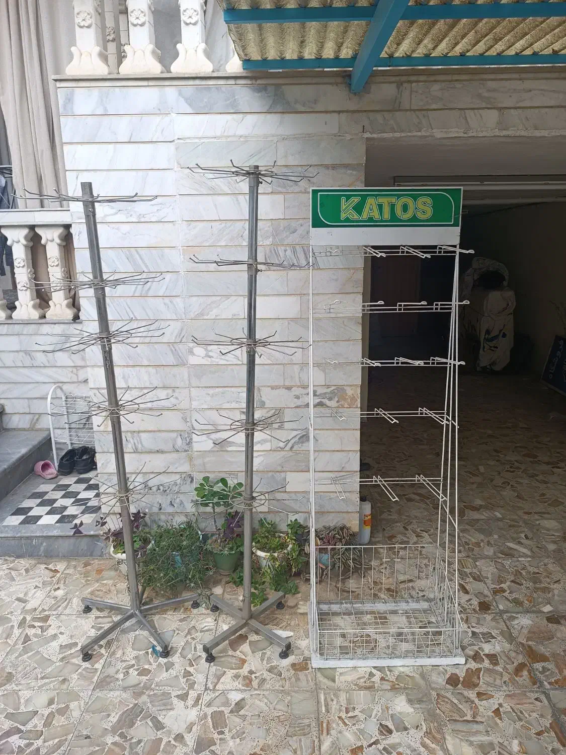 استند نگهدارنده چند طبقه|کتابخانه، شلف، قفسههای دیواری|رشت, حافظ آباد|دیوار