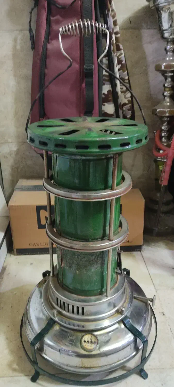 چراغ علائدین|کلکسیون اشیاء عتیقه|الوند, |دیوار