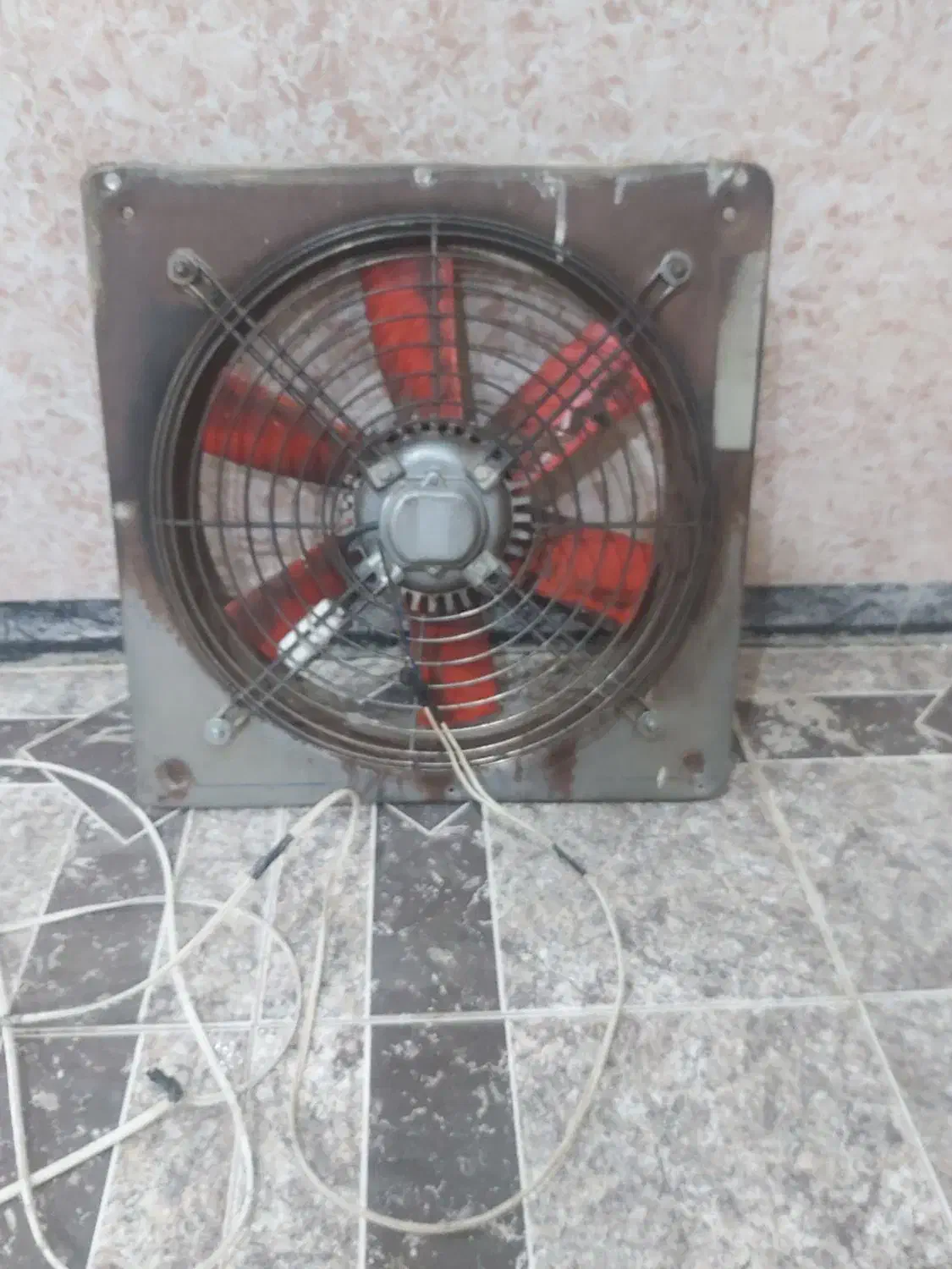 فن هواکش|پنکه و تصفیه‌کنندهٔ هوا|اردبیل, |دیوار