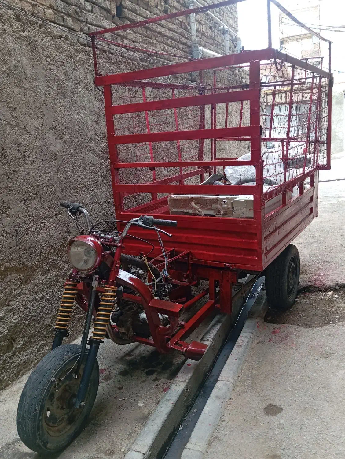 سه چرخ|موتورسیکلت|بومهن, |دیوار