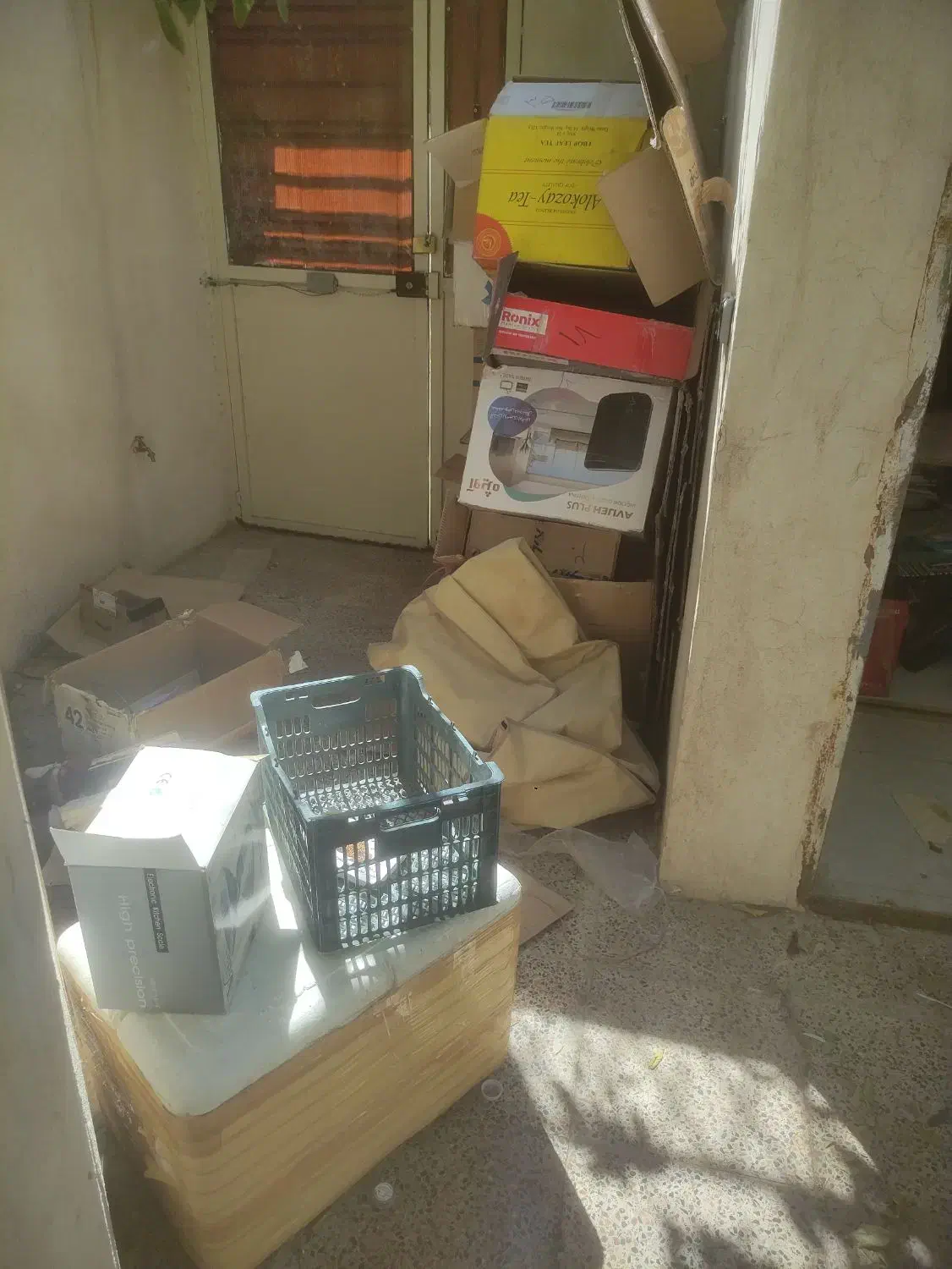 کارتون خالی مناسب بسته بندی در اسبابکشی|حراج|شیراز, سینما سعدی|دیوار