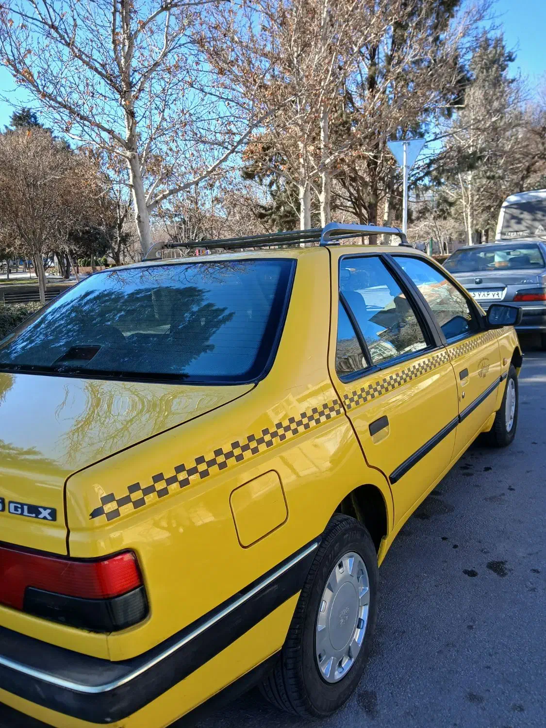 پژو۴۰۵ تاکسی گردشی مدل ۹۹|خودرو سواری و وانت|قزوین, |دیوار