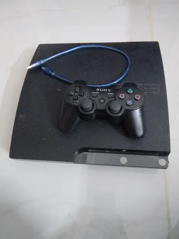 ps3 همراه یک دسته و لوازم جانبی کامل|کنسول، بازی ویدئویی و آنلاین|گنبد کاووس, |دیوار