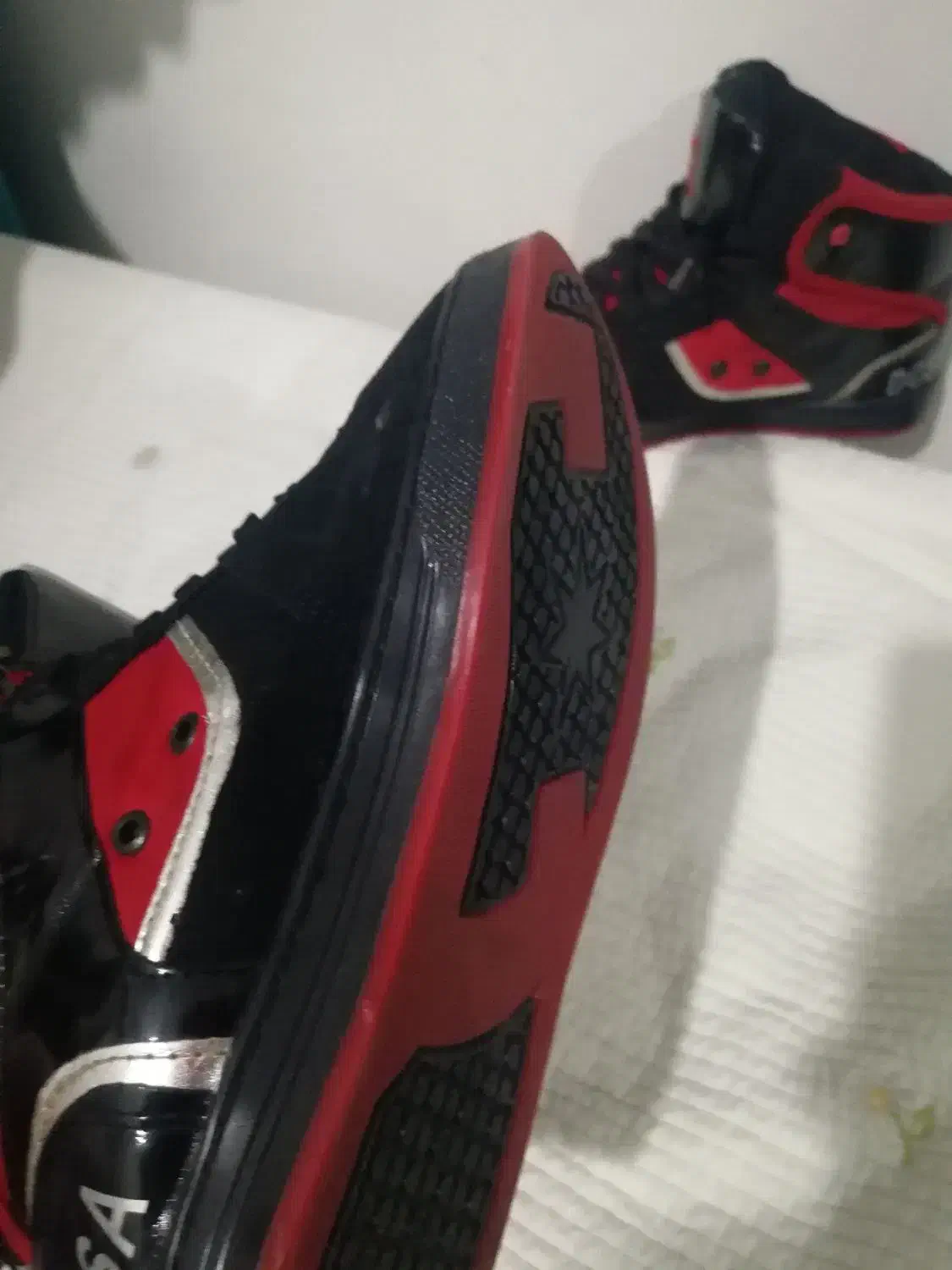 کفش اورجینال|کیف، کفش، کمربند|سلماس, |دیوار