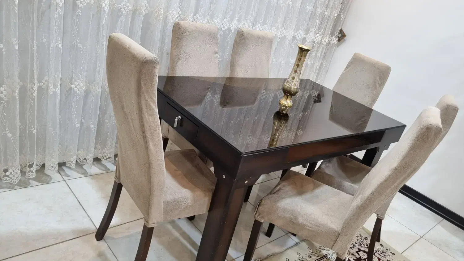 ناهارخوری ۶نفره|میز و صندلی غذاخوری|فرخ‌شهر, |دیوار