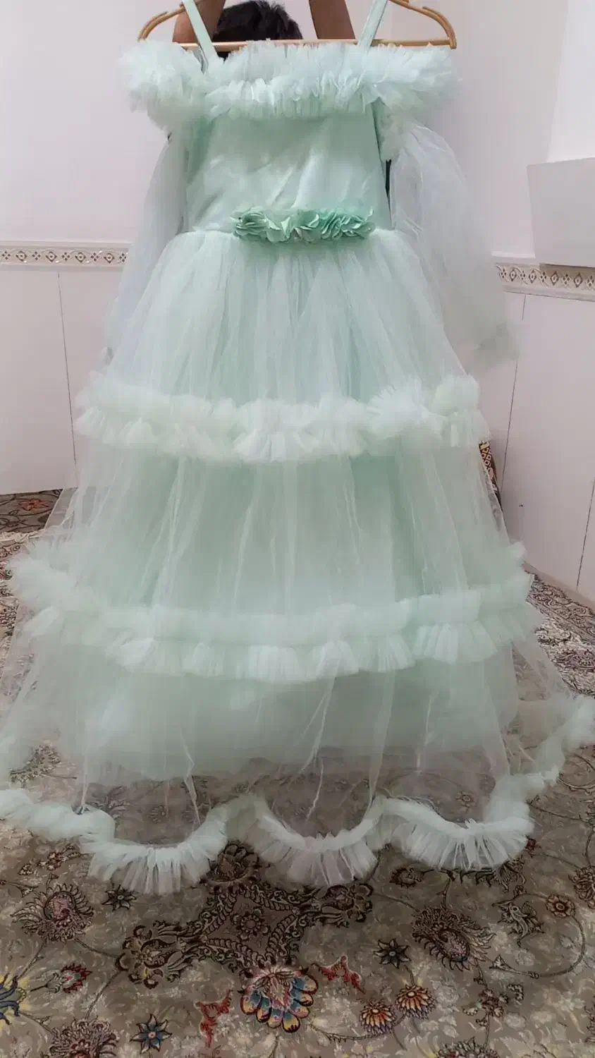 لباس عروسکی بچگونه نو|لباس|رباطکریم, نصیرشهر|دیوار