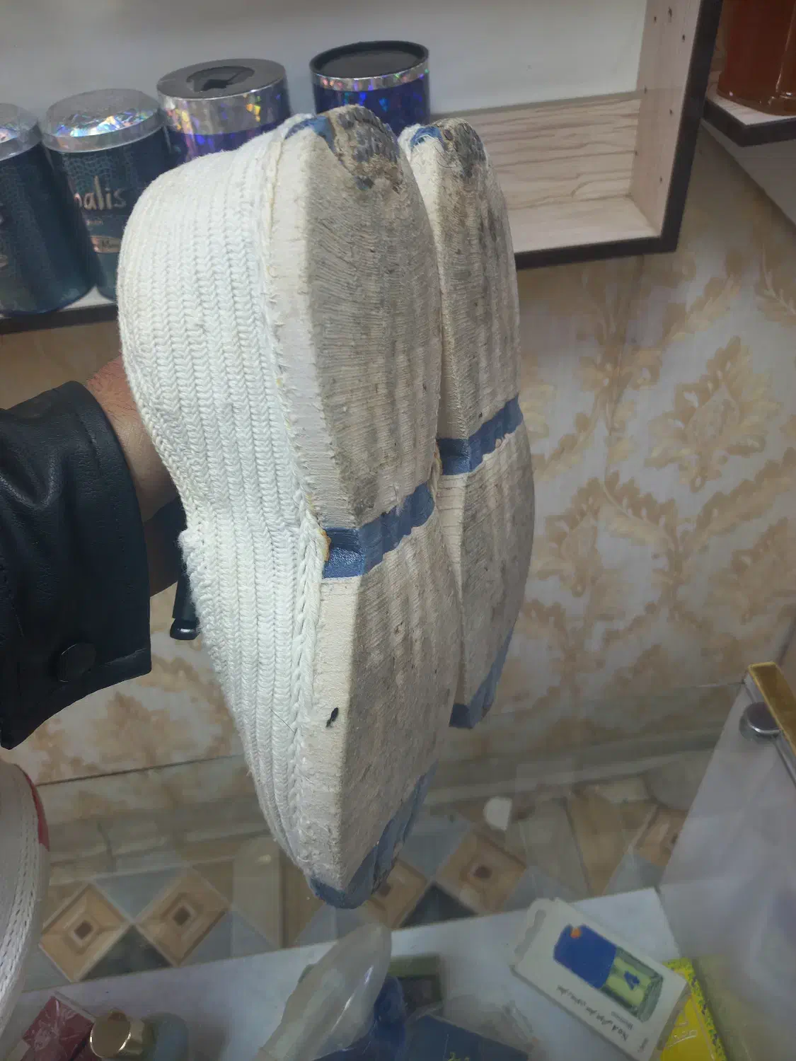 کفش و کلاش کوردی|کیف، کفش، کمربند|دیواندره, |دیوار