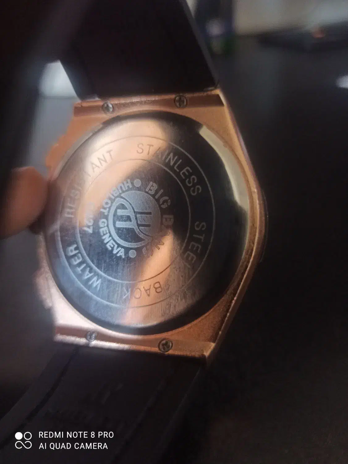 ساعت هابلوت|ساعت|شیراز, بریجستون|دیوار