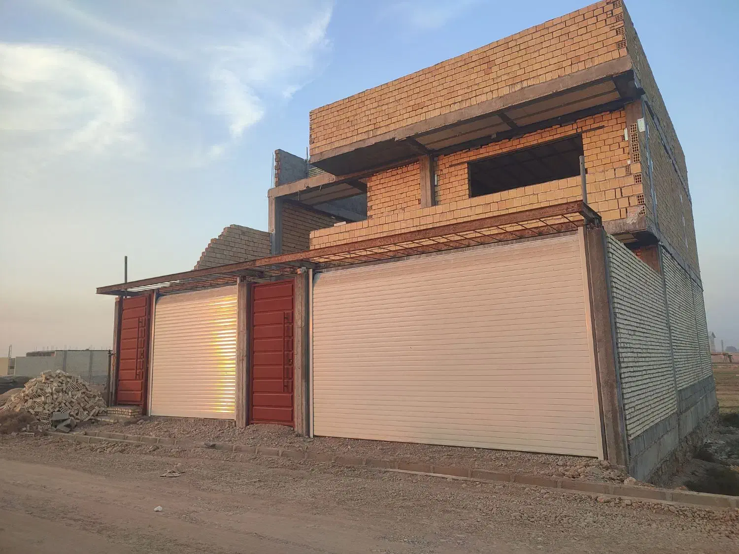 خونه دوطبقه نیمه کاره اسکلت بتن|فروش خانه و ویلا|گتوند, |دیوار