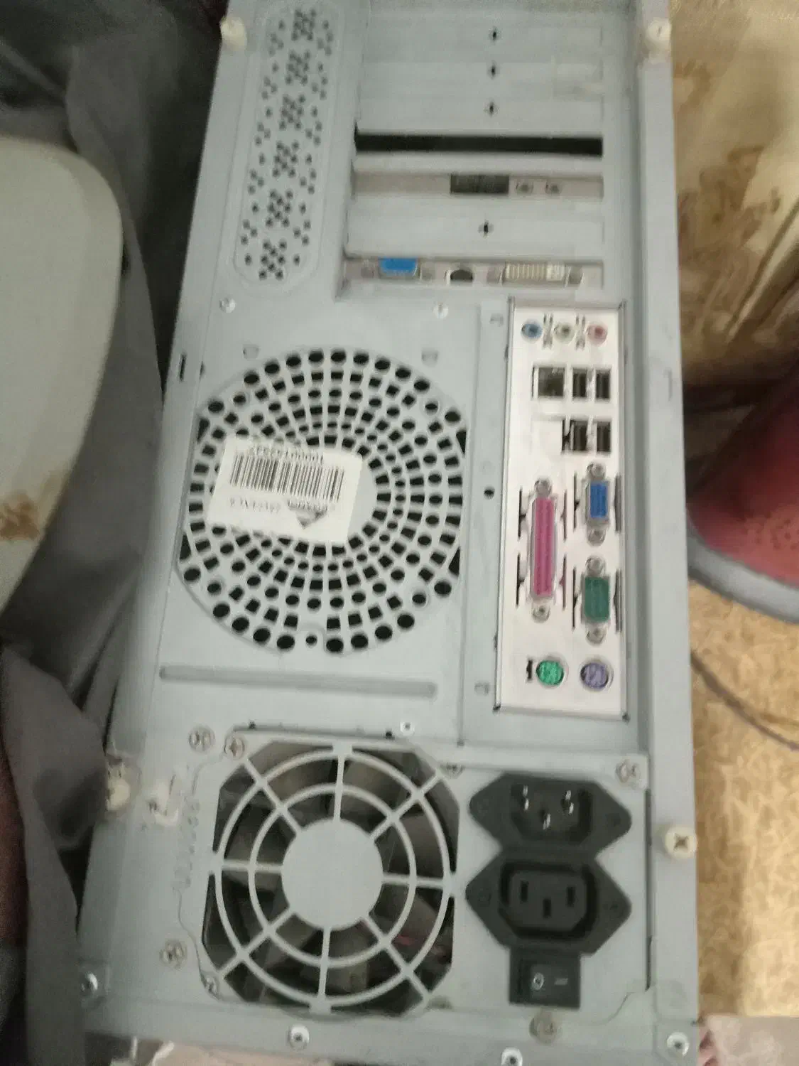 کامپیوتر|رایانه رومیزی|ازنا, |دیوار