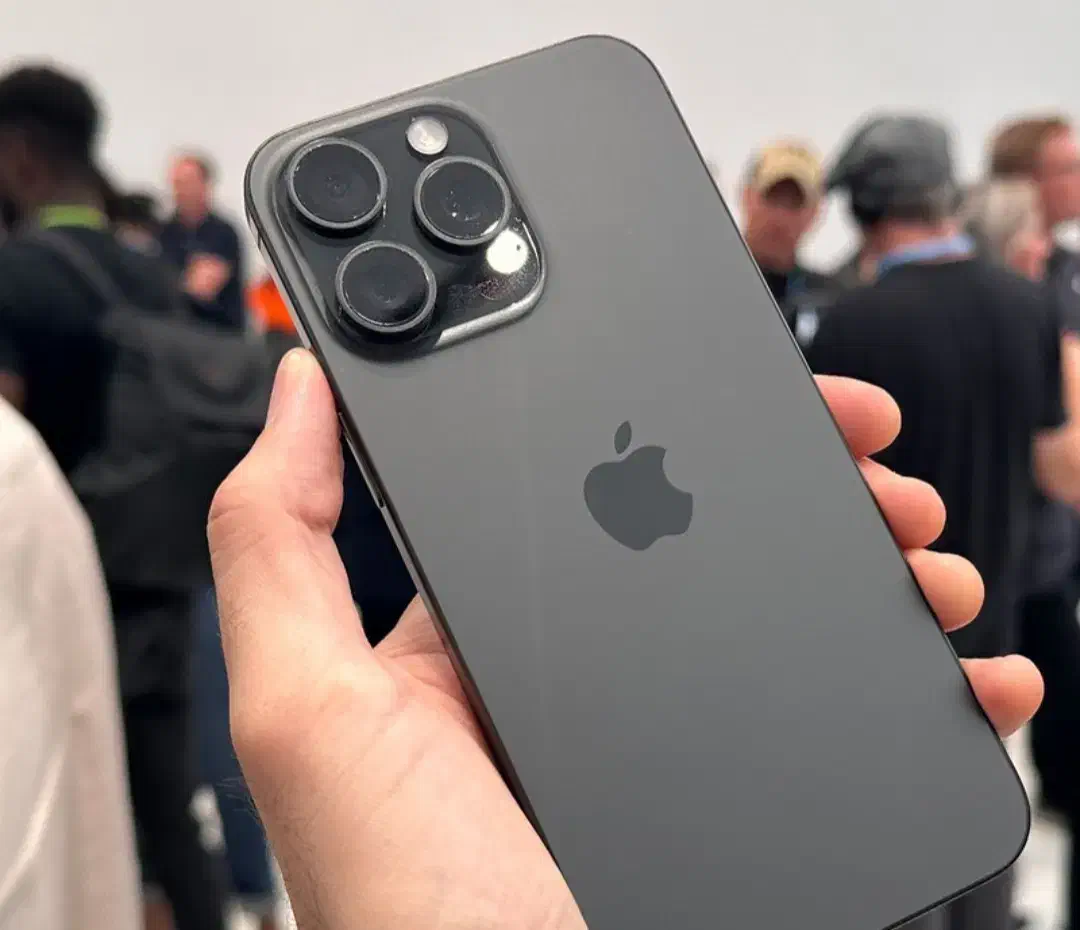 آیفون 15 پرو مکس|موبایل|مشهد, رده|دیوار