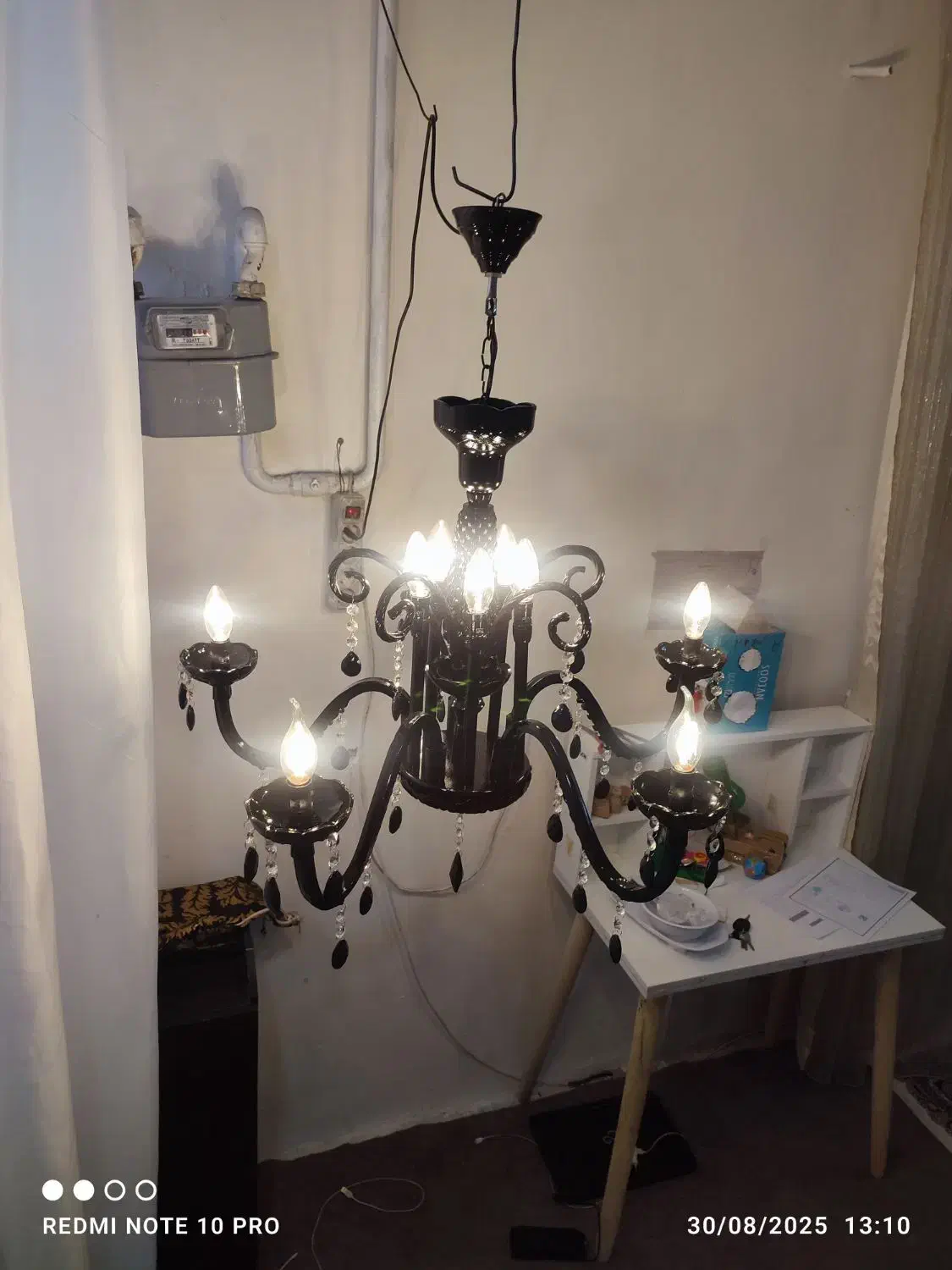 لوستر کریستالی شفاف و مشکی|لوستر و چراغ آویز|مشهد, اقبال|دیوار