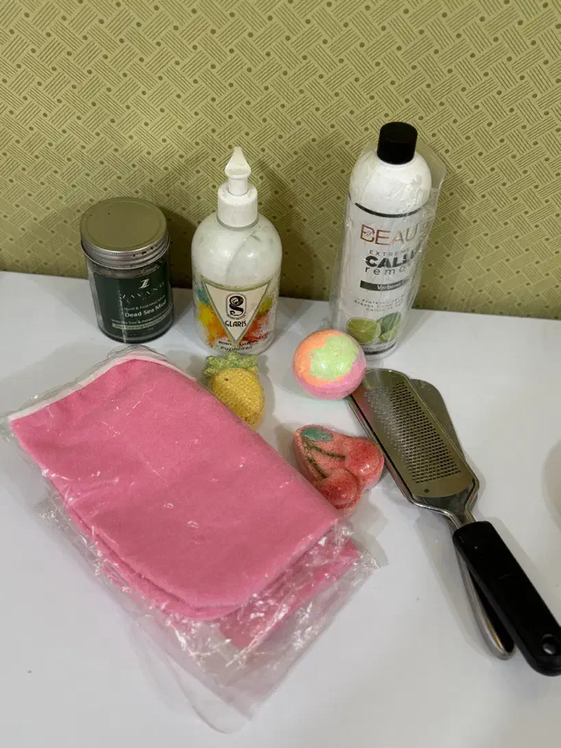 صندلی پدیکور|آرایشگاه و سالنهای زیبایی|رشت, دیلمان|دیوار