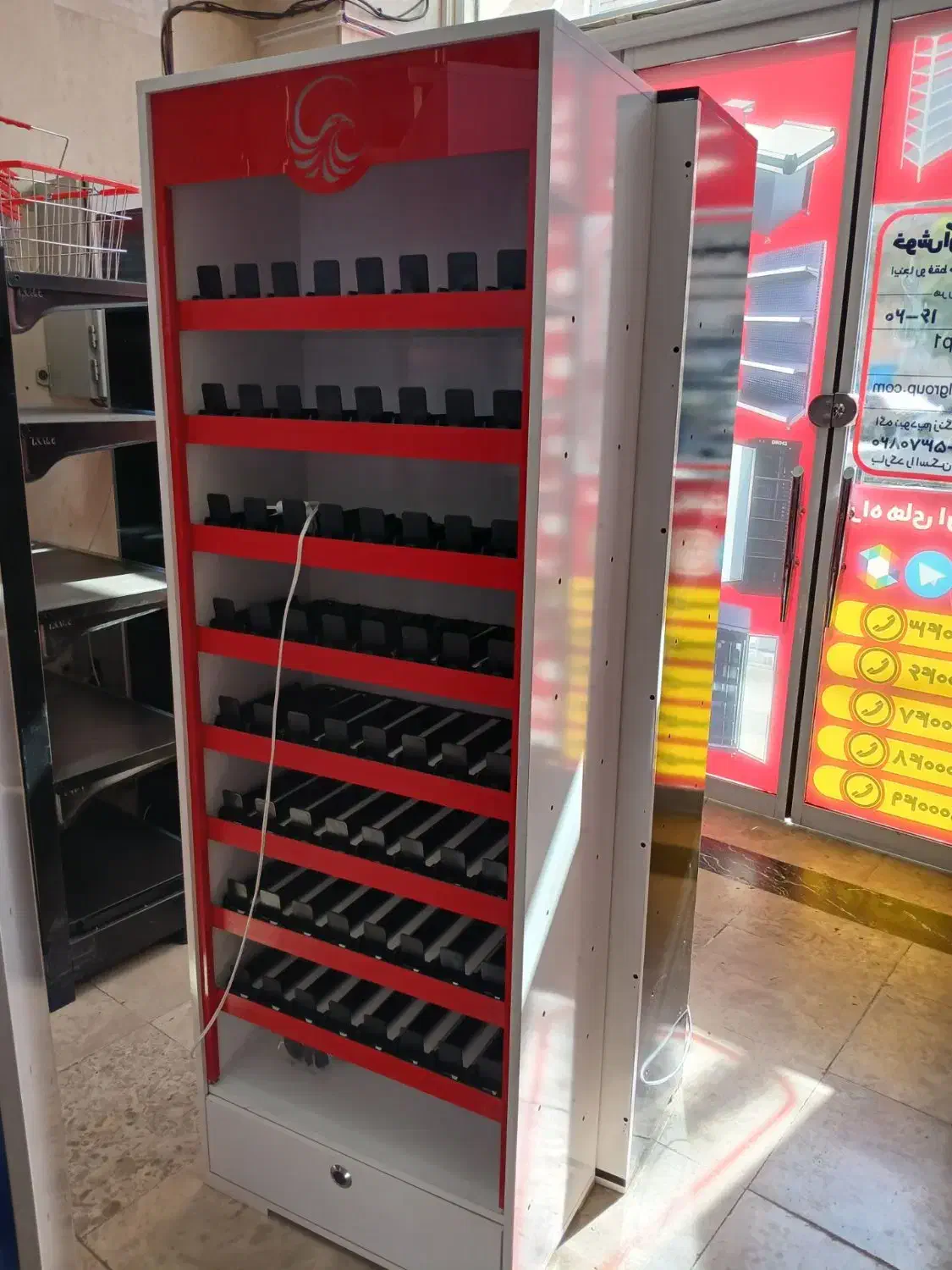 استند سیگار 90باکس.تجهیزات فروشگاهی.میز چک اوت|فروشگاه و مغازه|نسیمشهر, |دیوار