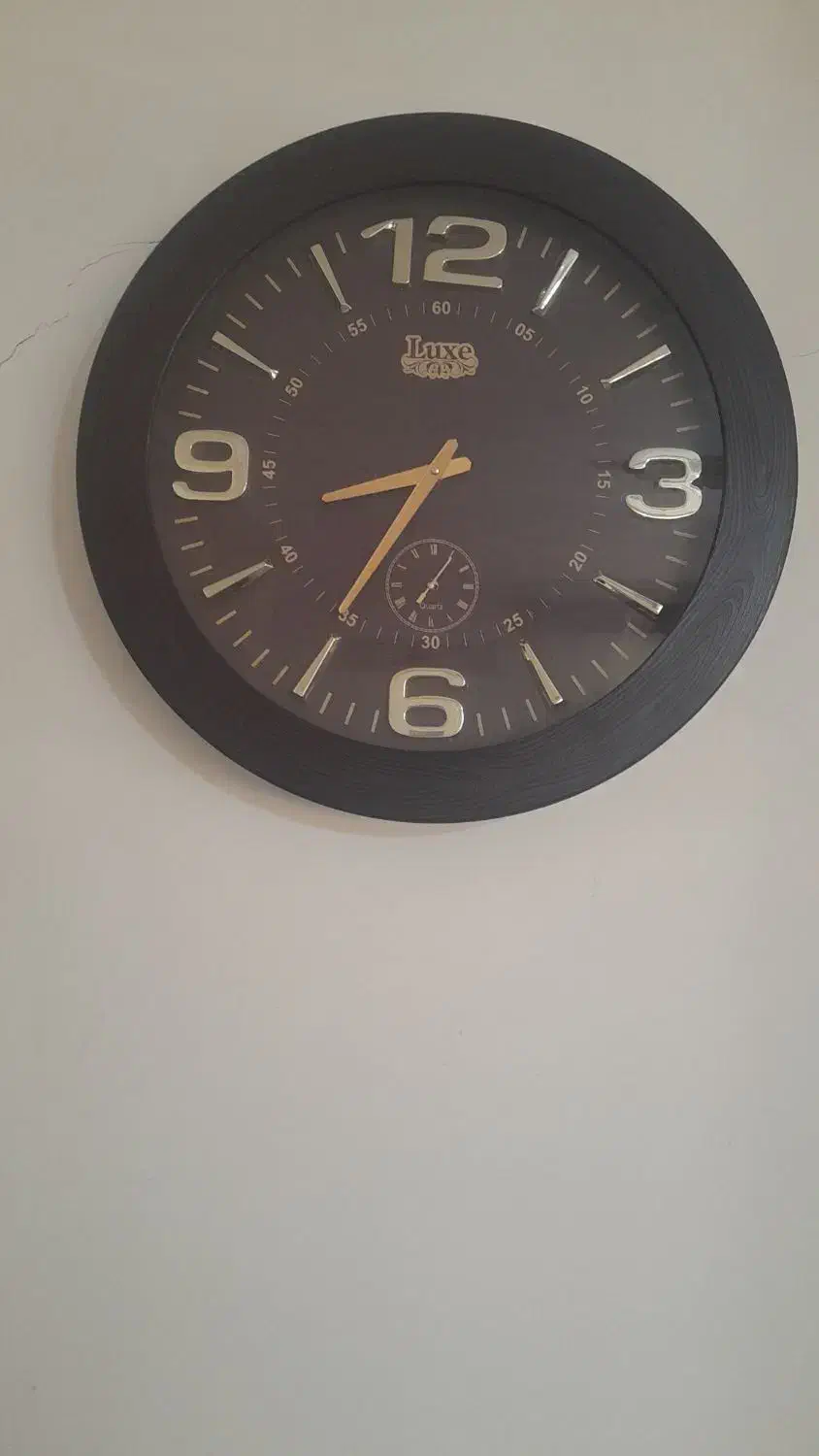 ساعت دیواری|ساعت دیواری و تزئینی|شیروان (خراسان), |دیوار