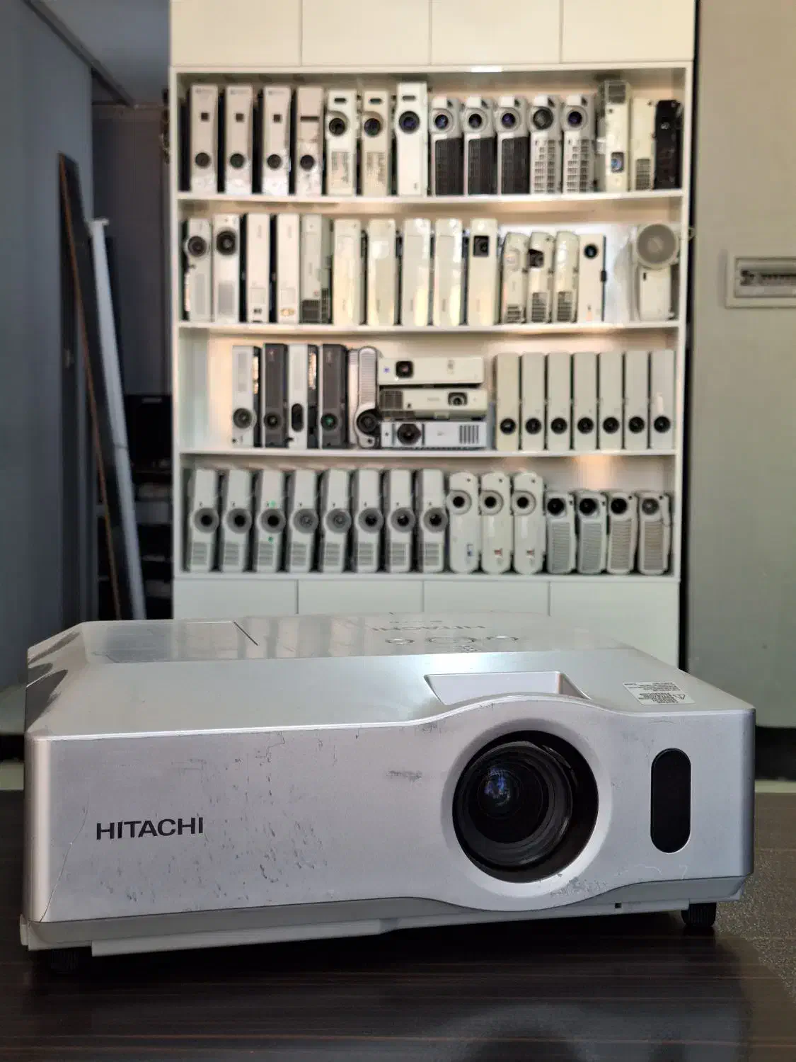 ویدیو پروژکتورسینمایی HITACHI X265|تلویزیون و پروژکتور|نیشابور, دارایی|دیوار