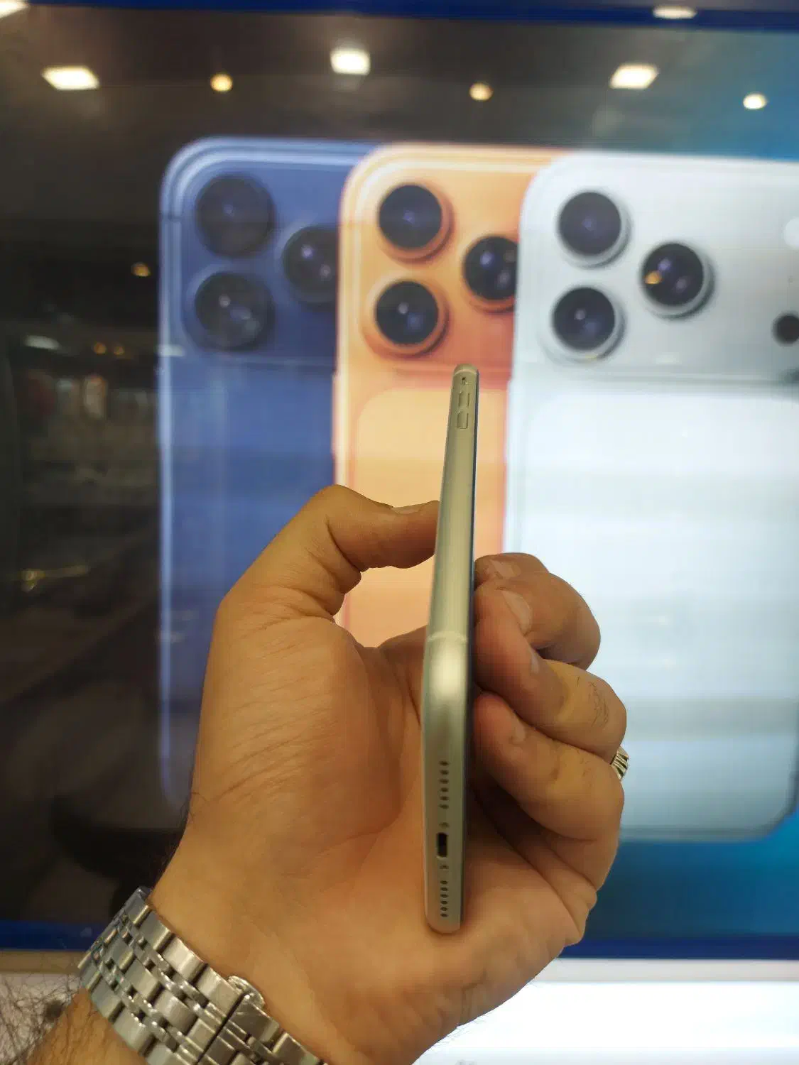 11/128|موبایل|تهران, شیخ هادی|دیوار