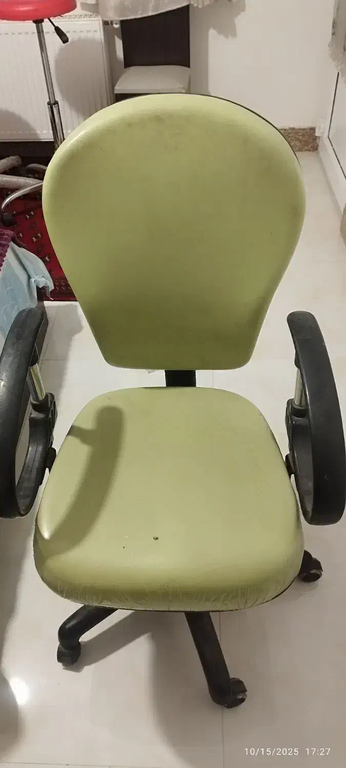 صندلی اداری و تابوره|مبلمان اداری|ساری, |دیوار