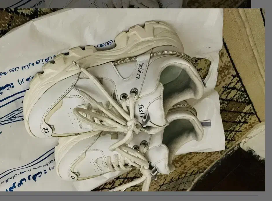 کفش اسپرت|کیف، کفش، کمربند|گلبهار, شهر جدید گلبهار|دیوار