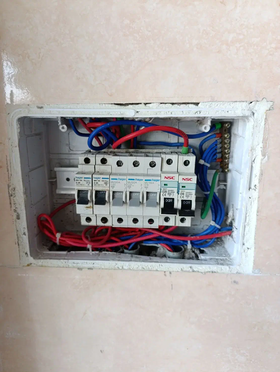 برق کار ساختمان|خدمات پیشه و مهارت|بوشهر, |دیوار