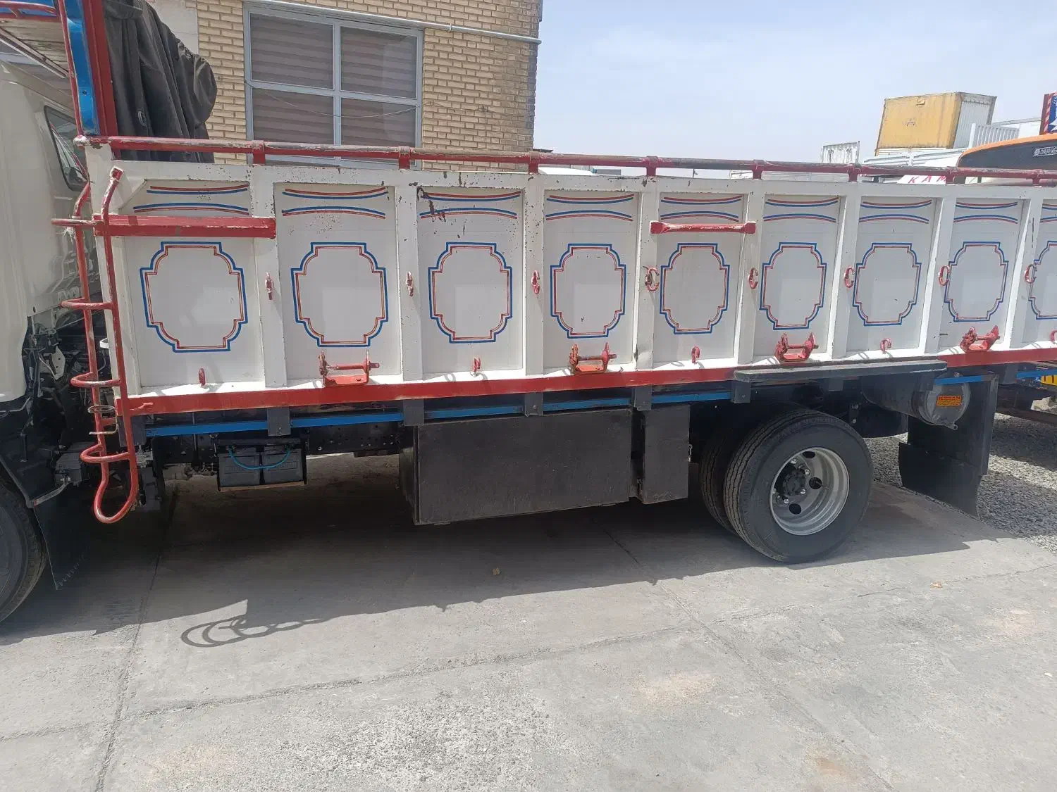 حمل بار بیرون شهری|خدمات حمل و نقل|هیرمند, |دیوار