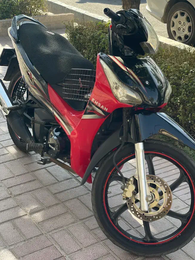 موتور پرواز بی کلاج ۱۲۵|موتورسیکلت|اصفهان, بهارستان (مخابرات)|دیوار