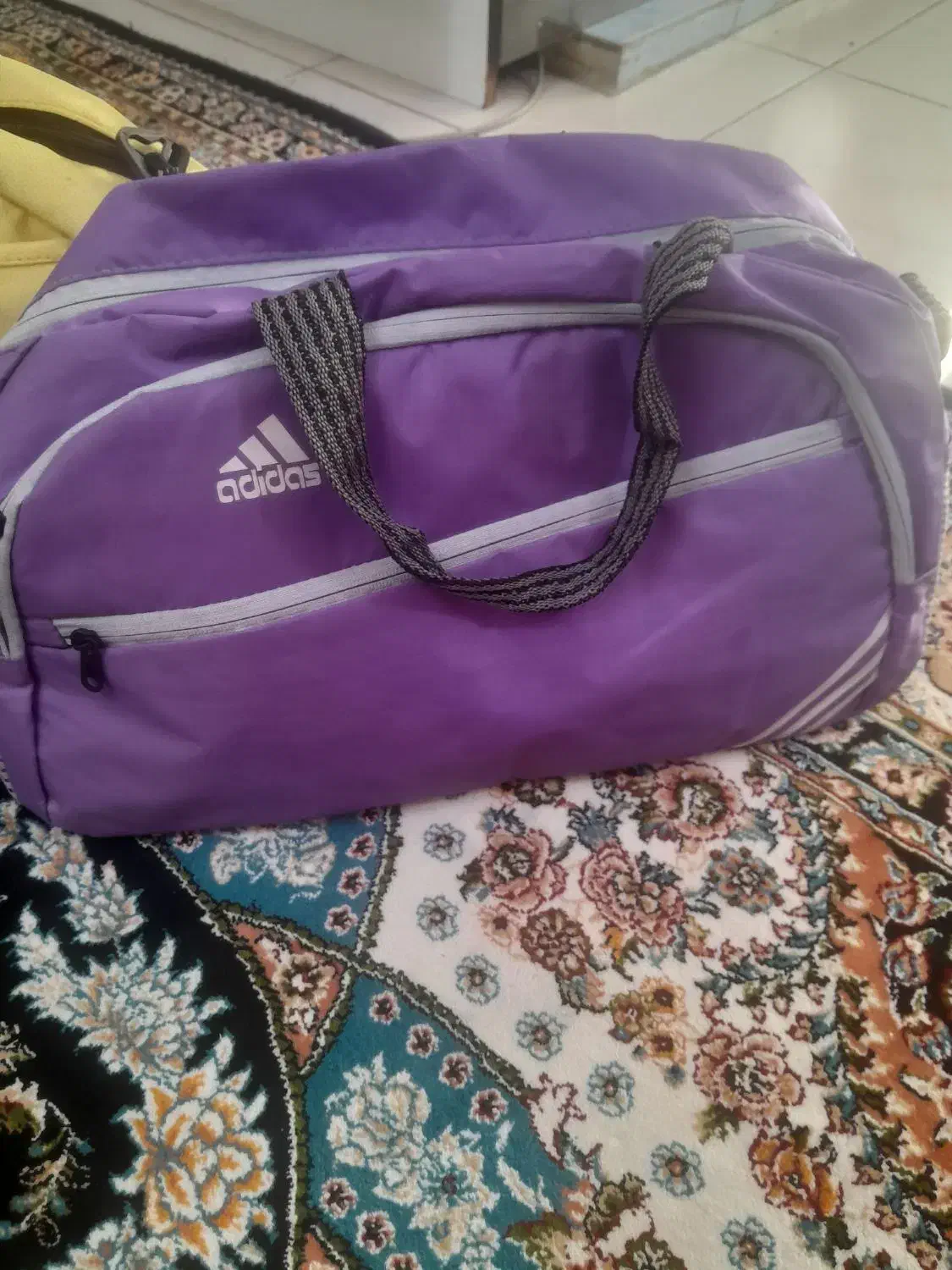 ساک باشگاه|کیف، کفش، کمربند|هشتگرد, هشتگرد قدیم|دیوار