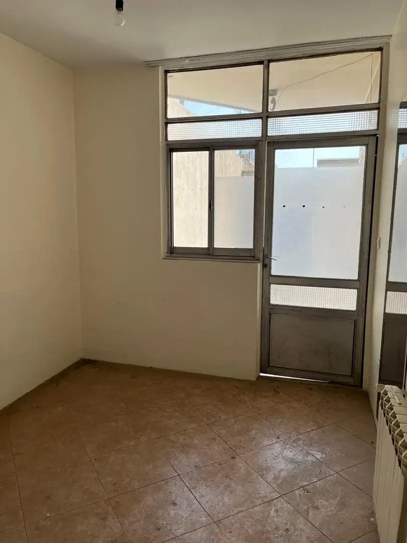 * ۹۰ متر خواجه نصیر خ آمل *