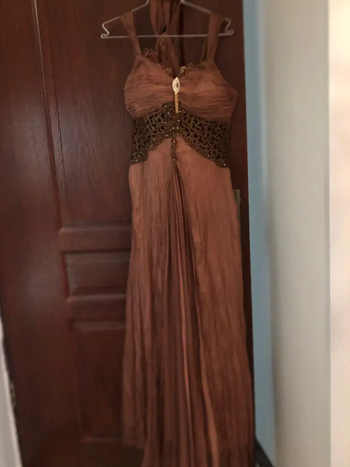 پیراهن مجلسی|لباس|پردیس, فاز ۸|دیوار