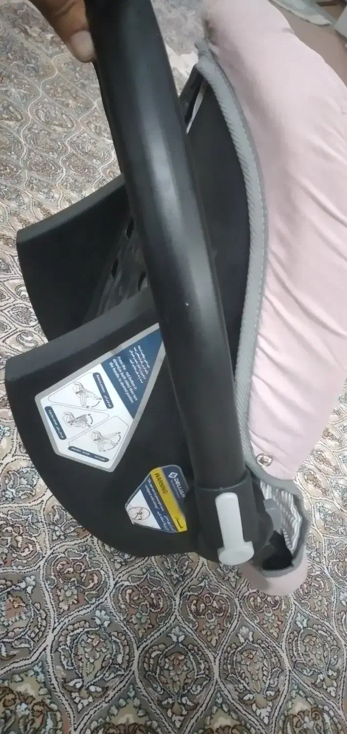 کریر در حد نو|کالسکه و لوازم جانبی|قم, شهرک امام حسن|دیوار