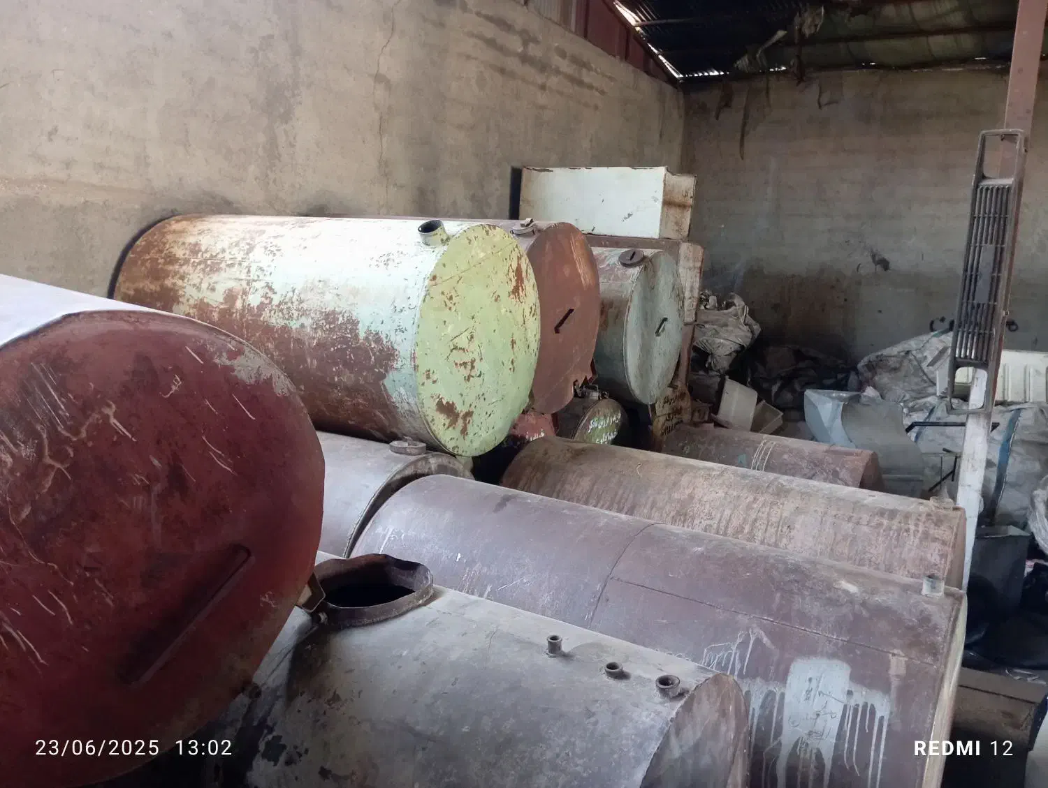 تعدادی تانکر 2000لیتری ورق 3میل|مصالح و تجهیزات ساختمان|همدان, |دیوار