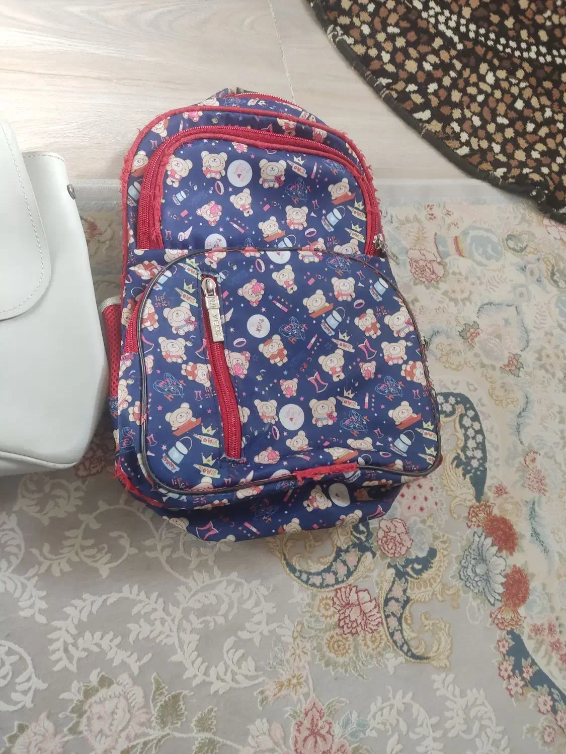 کیف در حد نو|کیف، کفش، کمربند|سقز, |دیوار