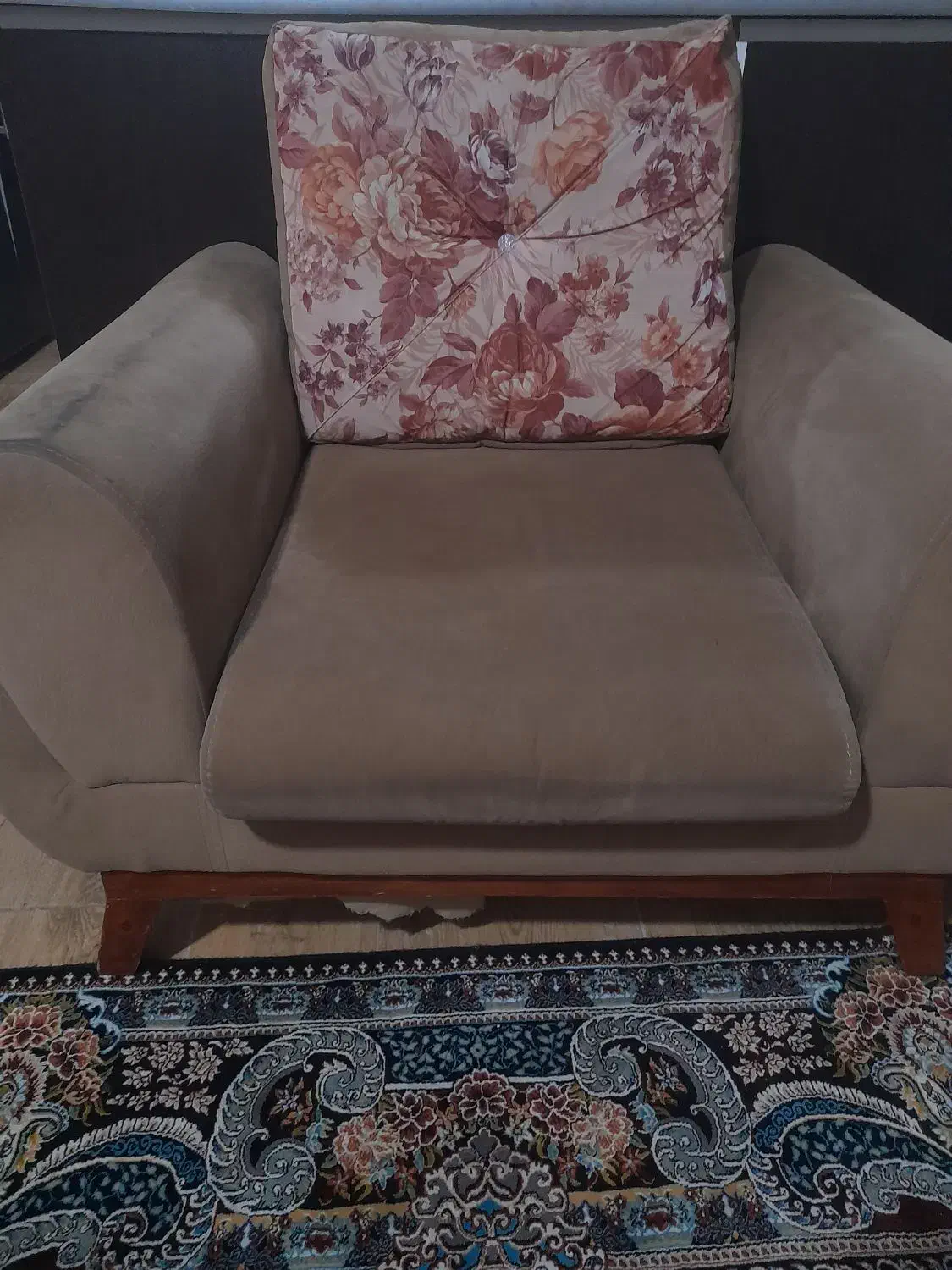 مبل 7 نفره|مبلمان خانگی و میز عسلی|صومعهسرا, |دیوار