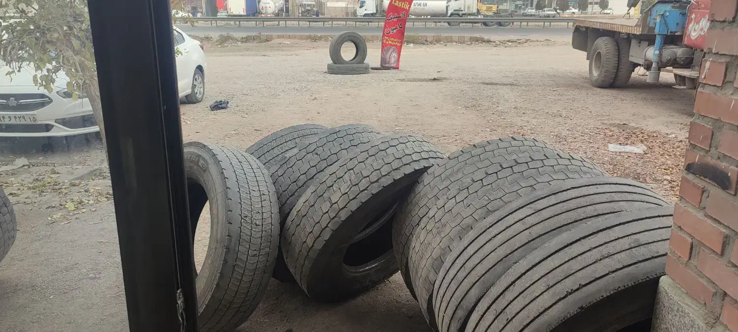 لاستیک کامیون دست دوم و نو 315.80.70 295 .385|قطعات یدکی و لوازم جانبی|صوفیان, |دیوار