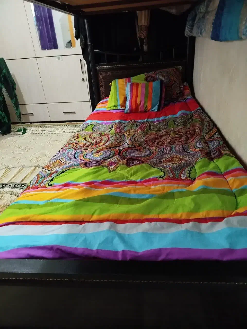 تخت دو طبقه فلزی به همراه دو تشک رویال|تخت و سرویس خواب|بوشهر, |دیوار