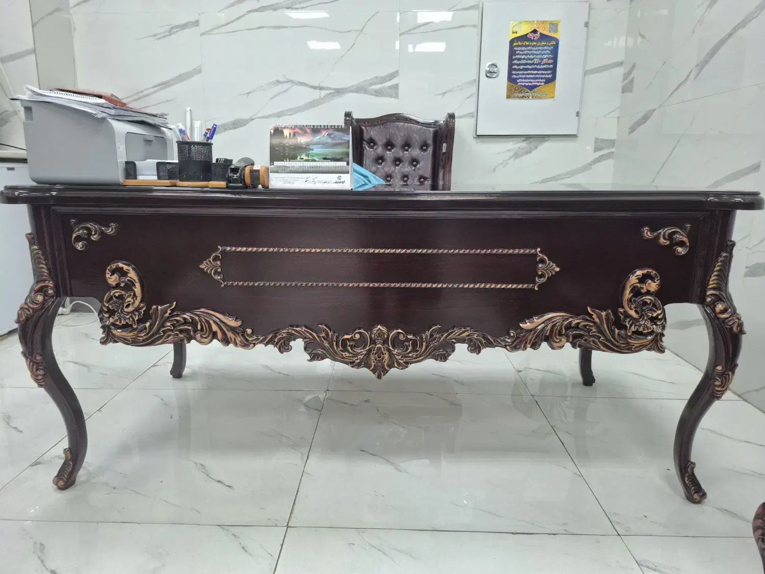 ۲ ست کامل مبلمان و میز اداری مدل کوئین مدیریت چرمی|مبلمان اداری|تهران, فلسطین (میدان انقلاب)|دیوار