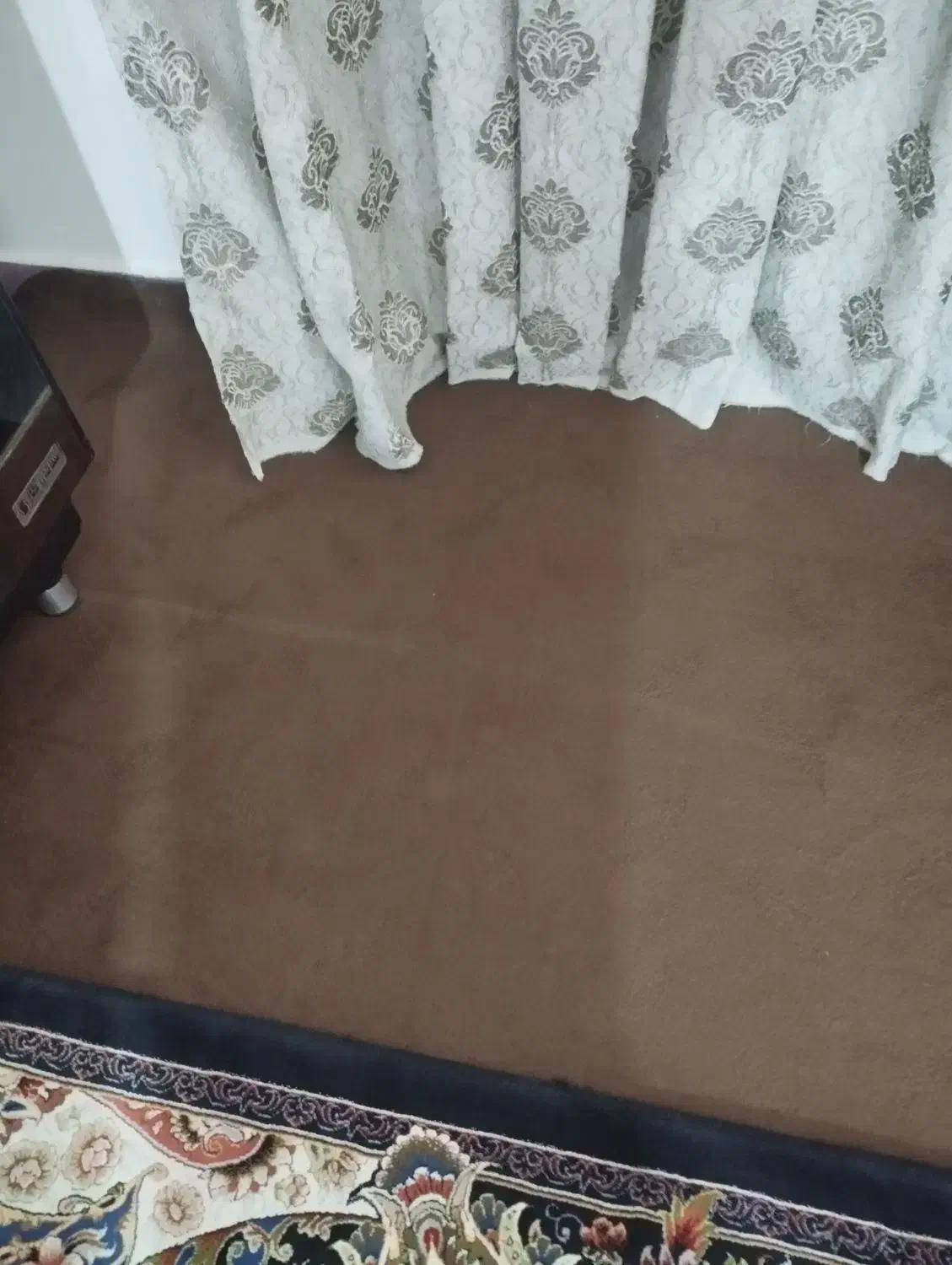 موکت قهوه ای کاملا سالم زیر فرش بوده سالم سالم|موکت|نظرآباد, رسالت|دیوار