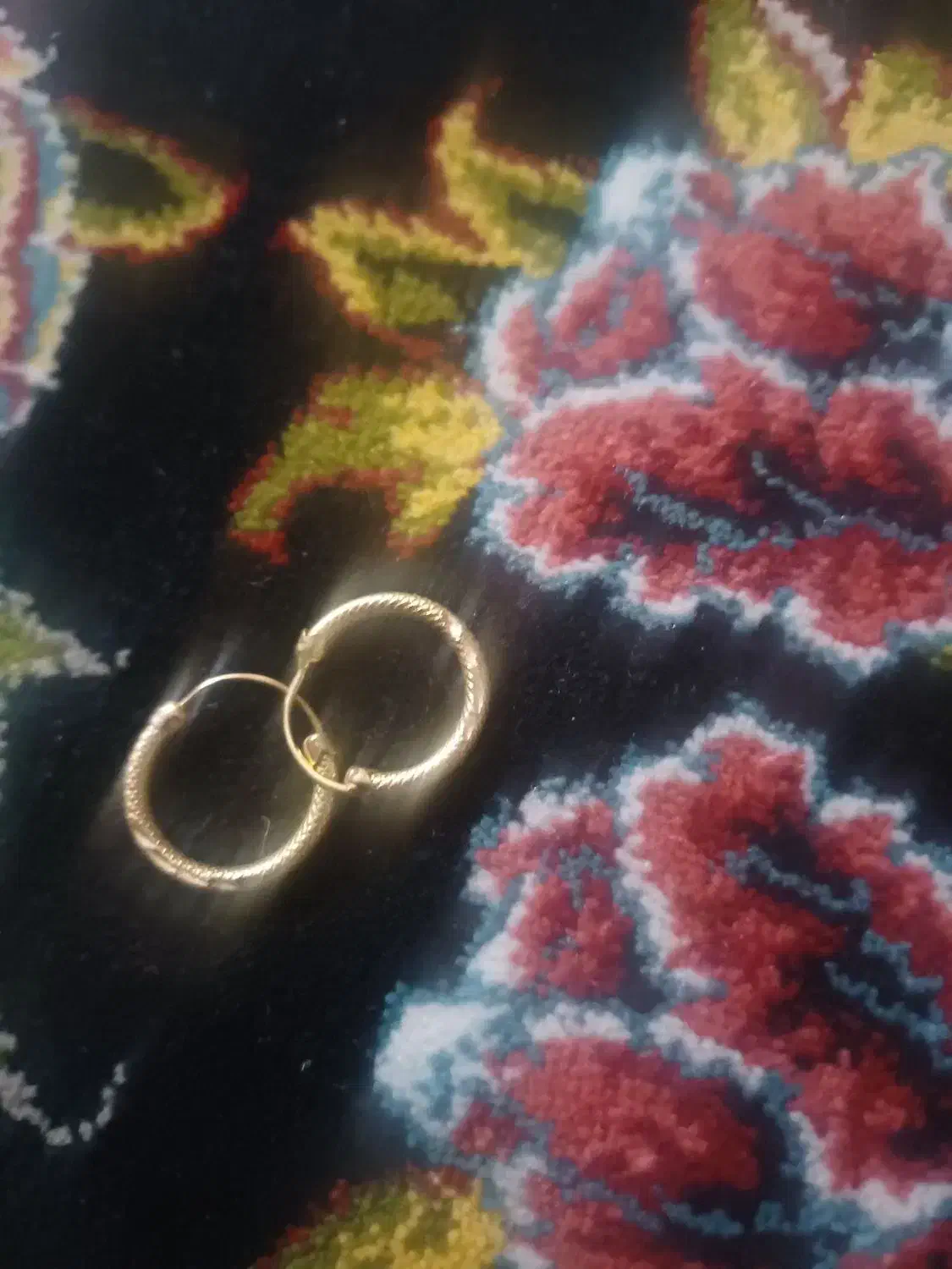 یک گرم ۷۸۰ سوت هست قسمت برابر تابلو +۵۰۰هزارتومان|جواهرات|کوه چنار, |دیوار