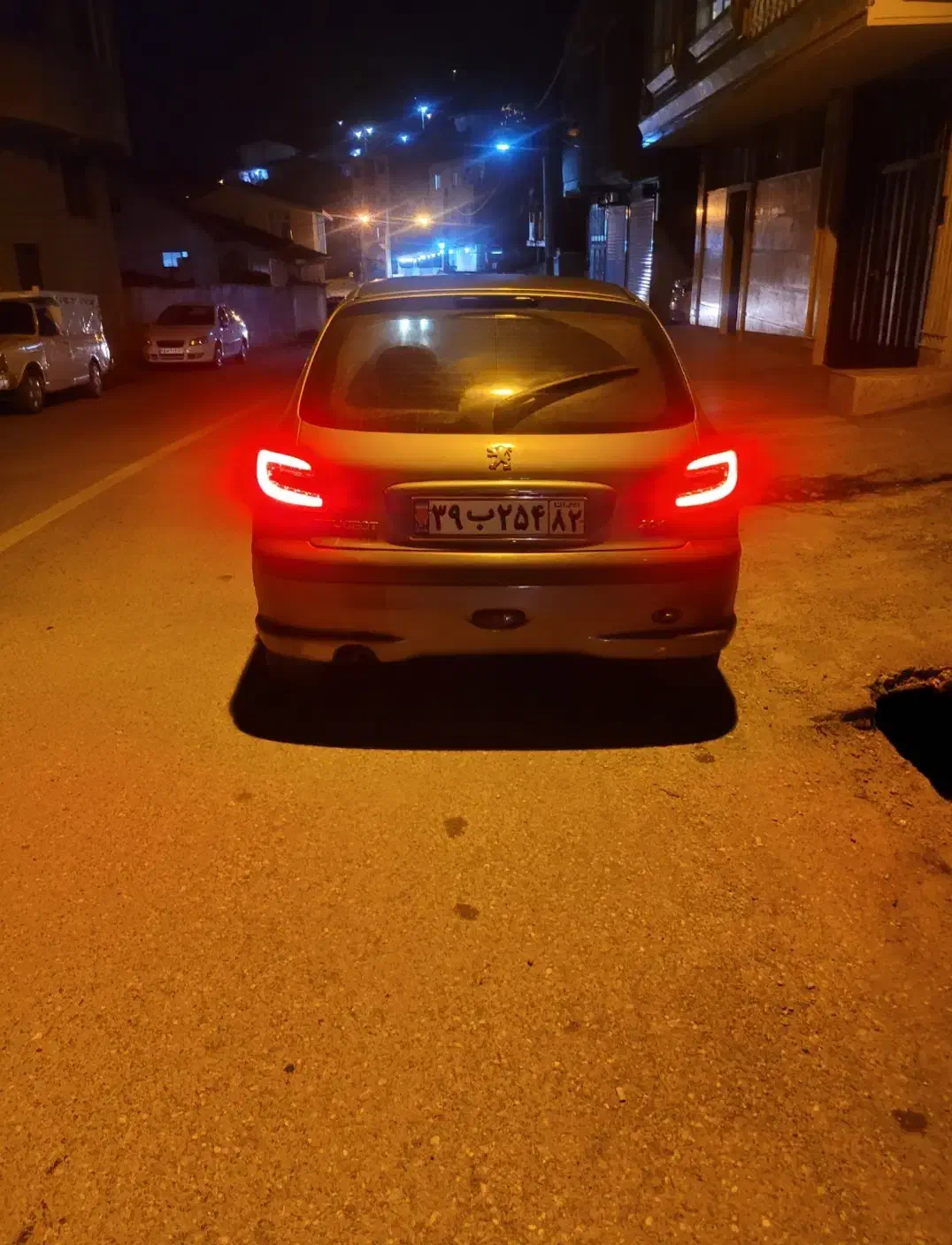 فروش چراغ ۲۰۷/۲۰۶|قطعات یدکی و لوازم جانبی|زیرآب, |دیوار