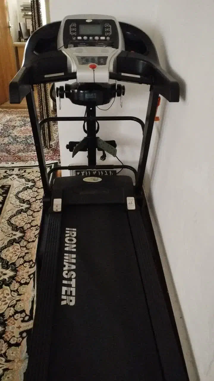 تردمیل تمیز درحد نو سالم کد D900|تجهیزات ورزشی|مهاجران, |دیوار
